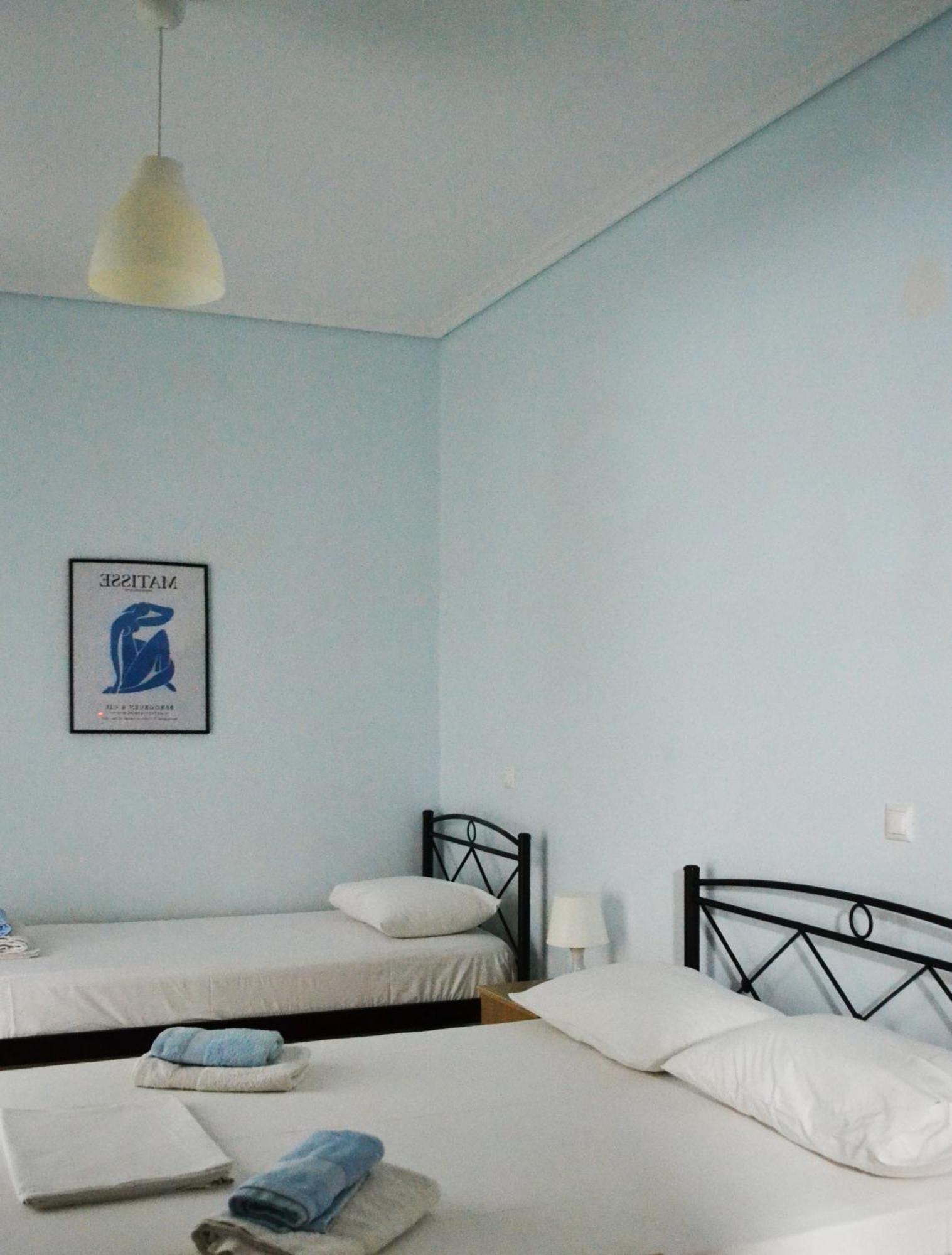 Sunflower Himara Room photo