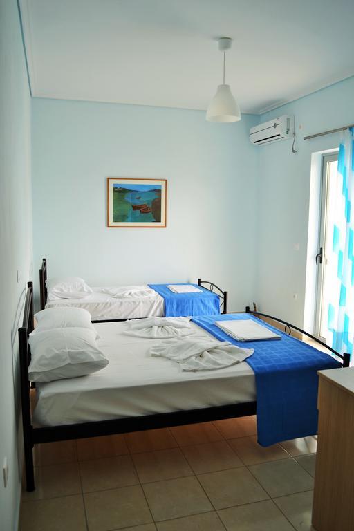Sunflower Himara Room photo